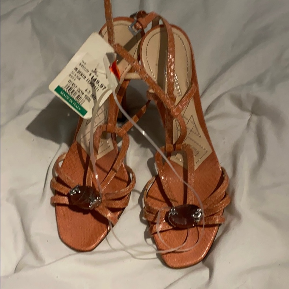 Italian Summer Sandal! New!